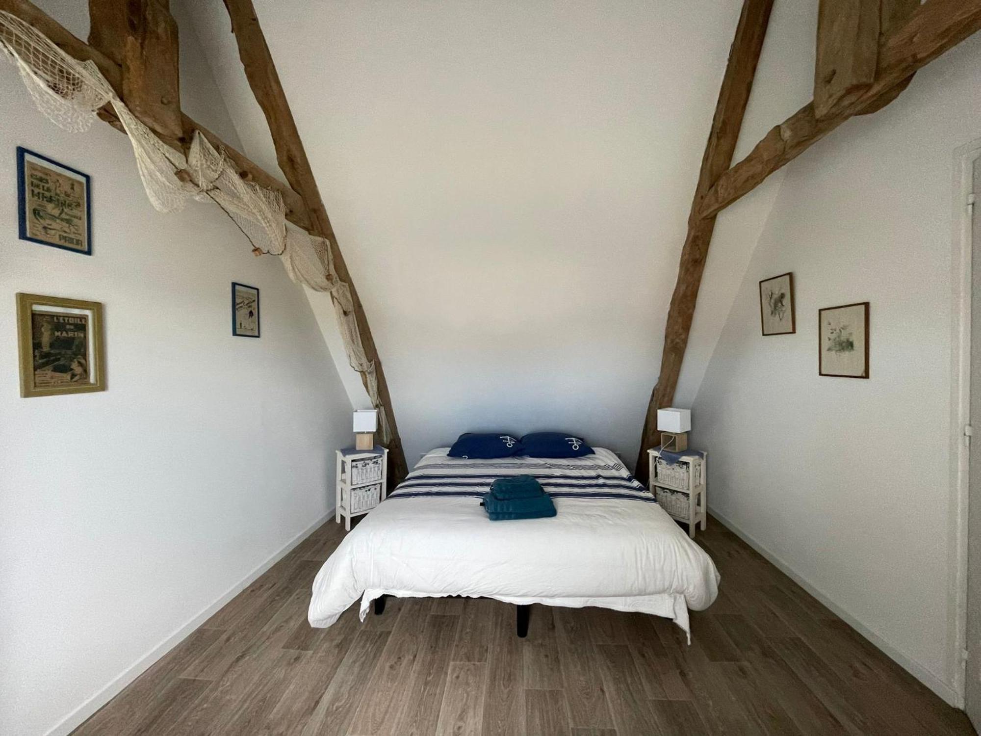Nid De Pie Grand Duplex Lumineux Cadre Verdoyant Calme A 5 Mn De La Mer Pres Port En Bessin, Bayeux, Omaha Beach, Commes Ngoại thất bức ảnh