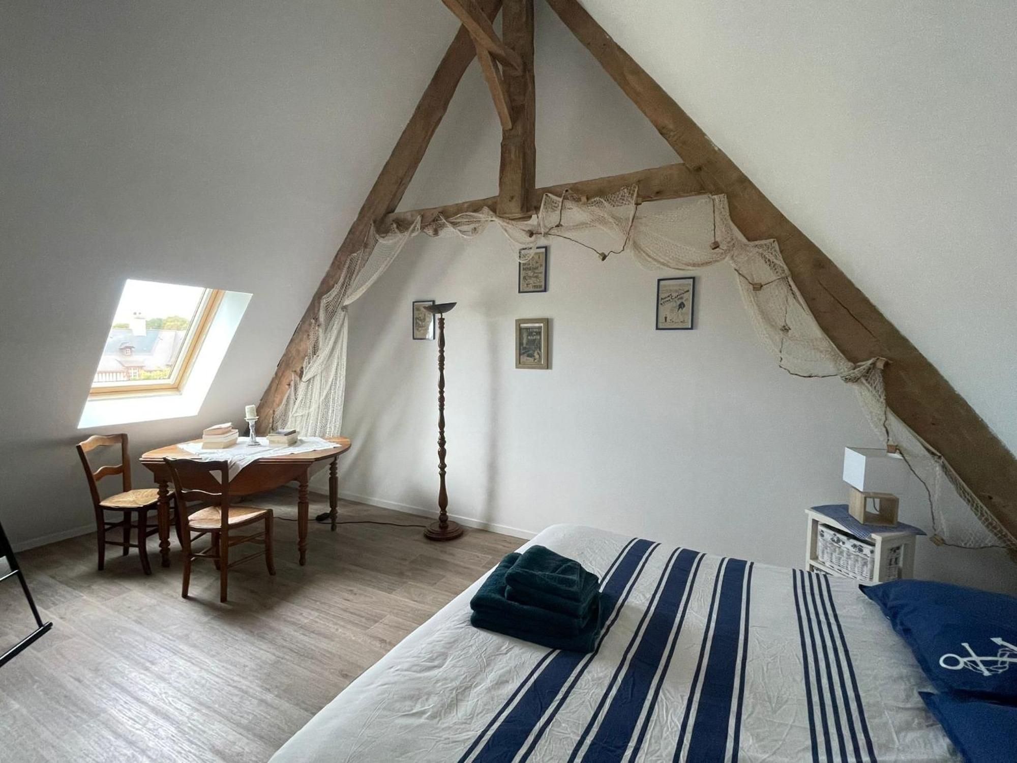 Nid De Pie Grand Duplex Lumineux Cadre Verdoyant Calme A 5 Mn De La Mer Pres Port En Bessin, Bayeux, Omaha Beach, Commes Ngoại thất bức ảnh
